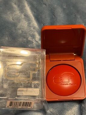 About-Face Cheek-Peak Cream Blush — Bright Orange